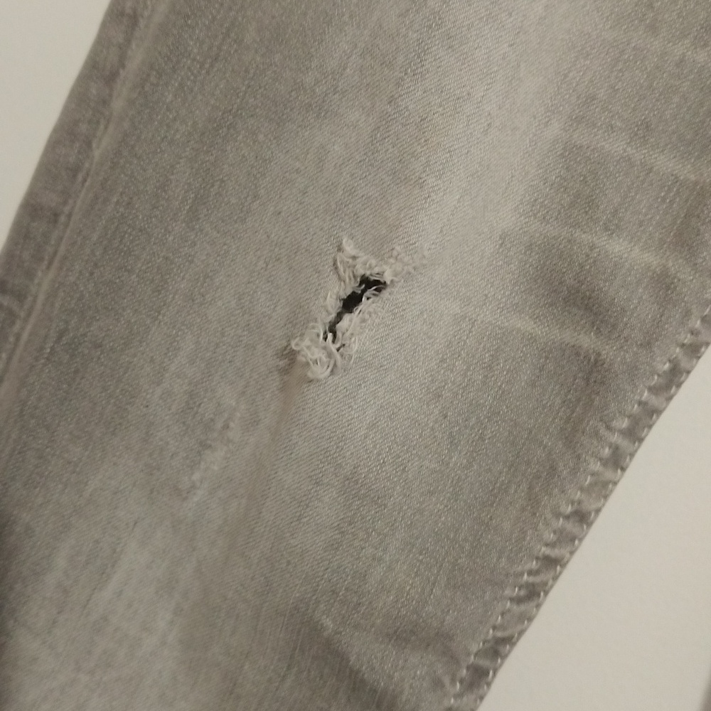 Miss Me Gray Skinny Jeans. Sz 28 - Picture 3 of 7